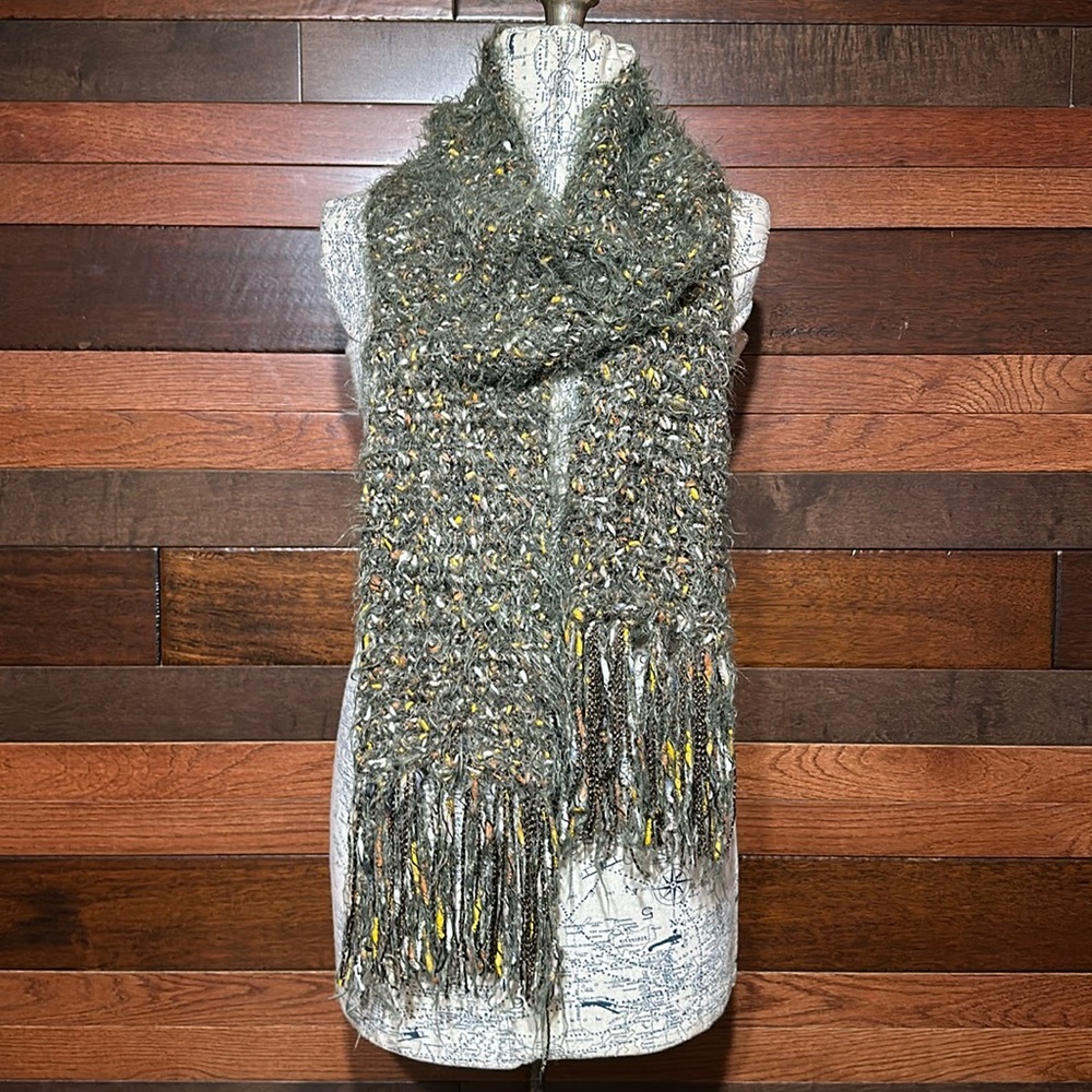 No Brand Tag Chunky Warm Olive Green and Yellow Fringy Scarf
